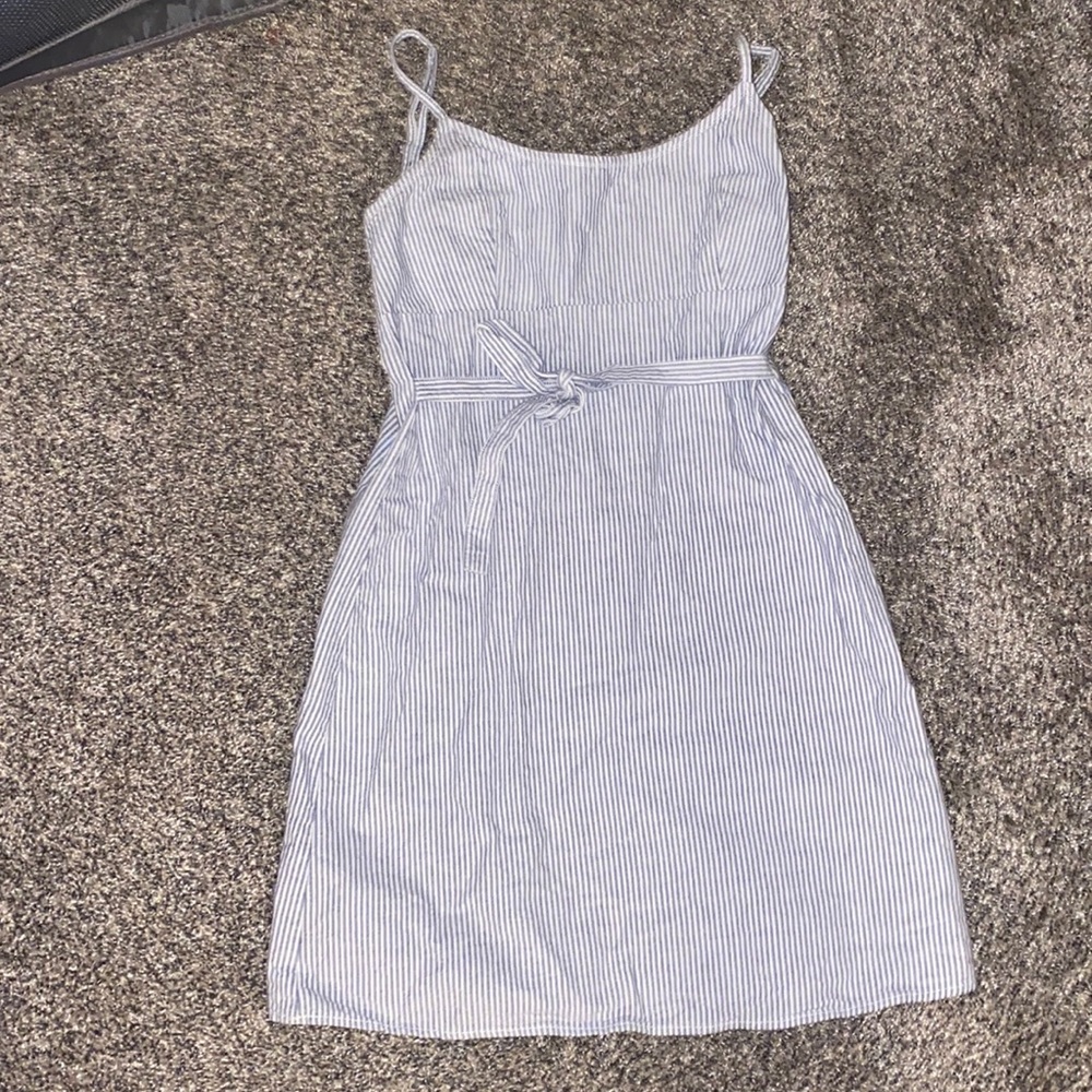 ADORABLE BRANDY MELVILLE DRESS💙